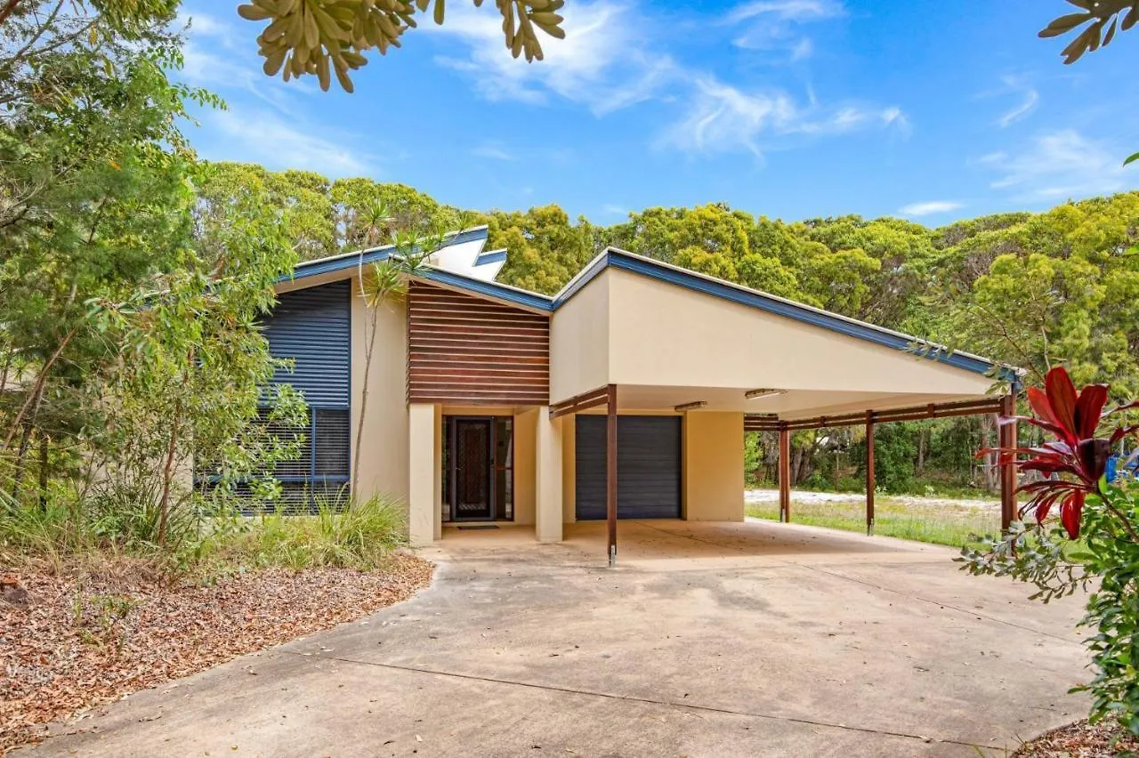 18 Naiad Court Rainbow Shores Rainbow Beach Vakantiehuis